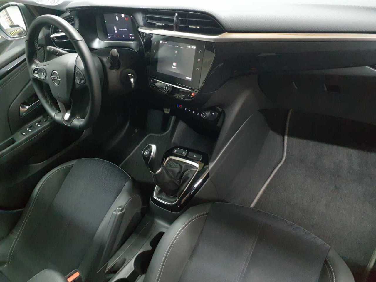 Opel Corsa 1.2 Start/Stop Elegance 13