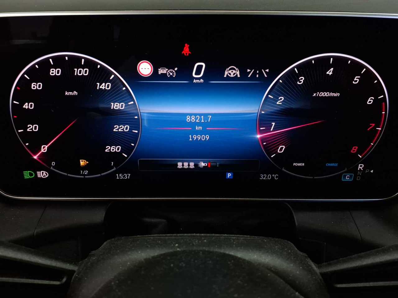 Mercedes-Benz GLC-Coupe 200 4Matic 9G-TRONIC AMG Line Advanced 14