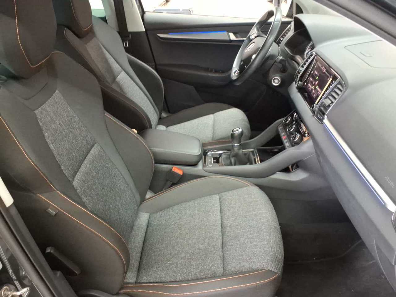 Skoda Karoq 1.0 TSI Clever 11