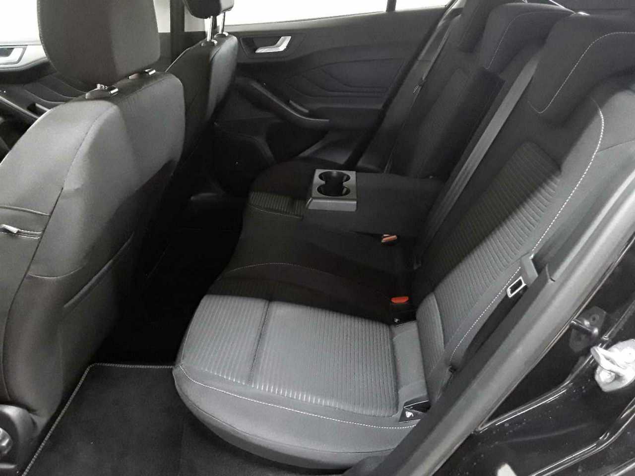 Ford Focus Turnier 1.0 EcoBoost Hybrid Aut. TITANIUM X 7