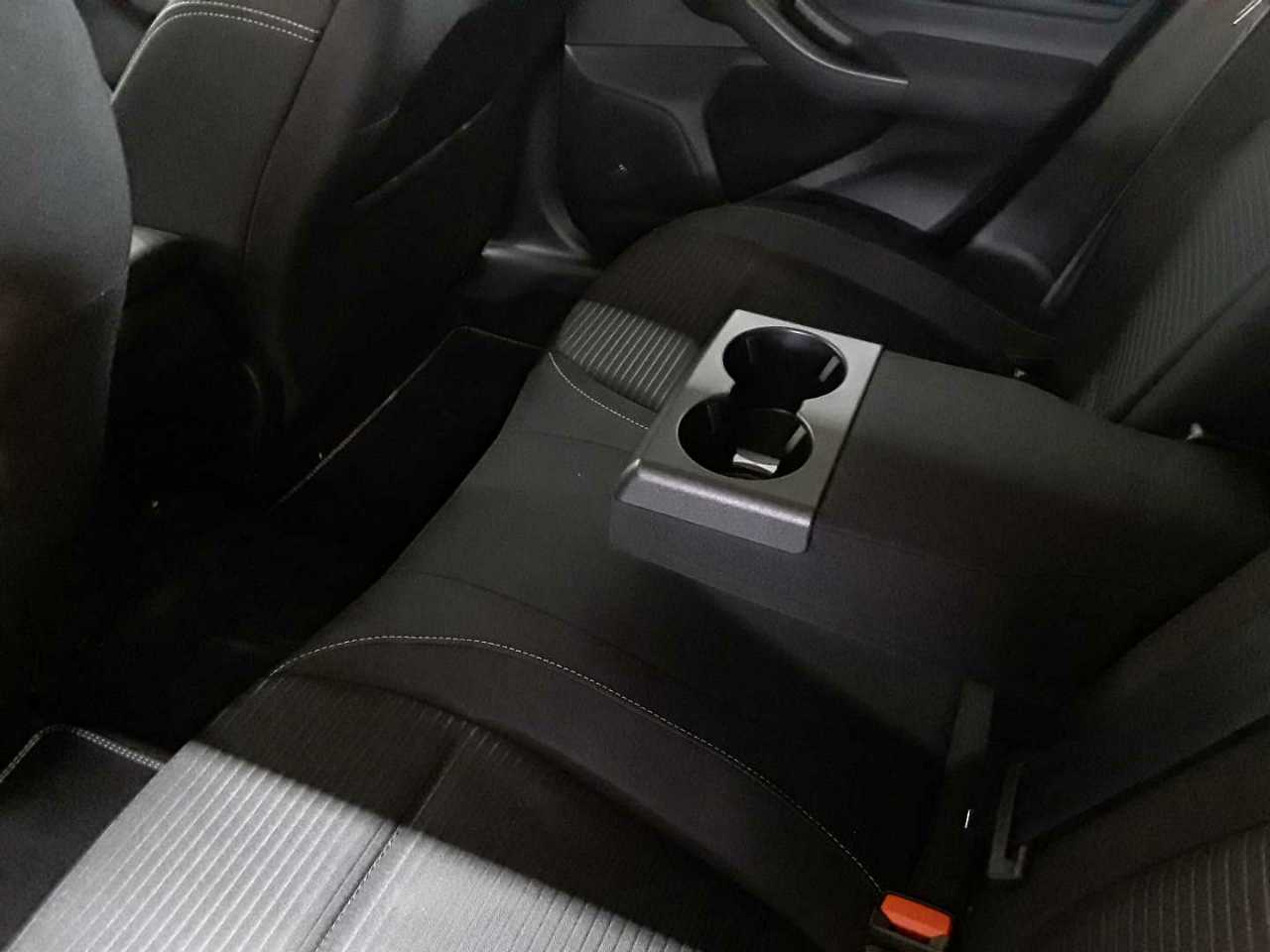 Ford Focus Turnier 1.0 EcoBoost Hybrid Aut. TITANIUM X 8