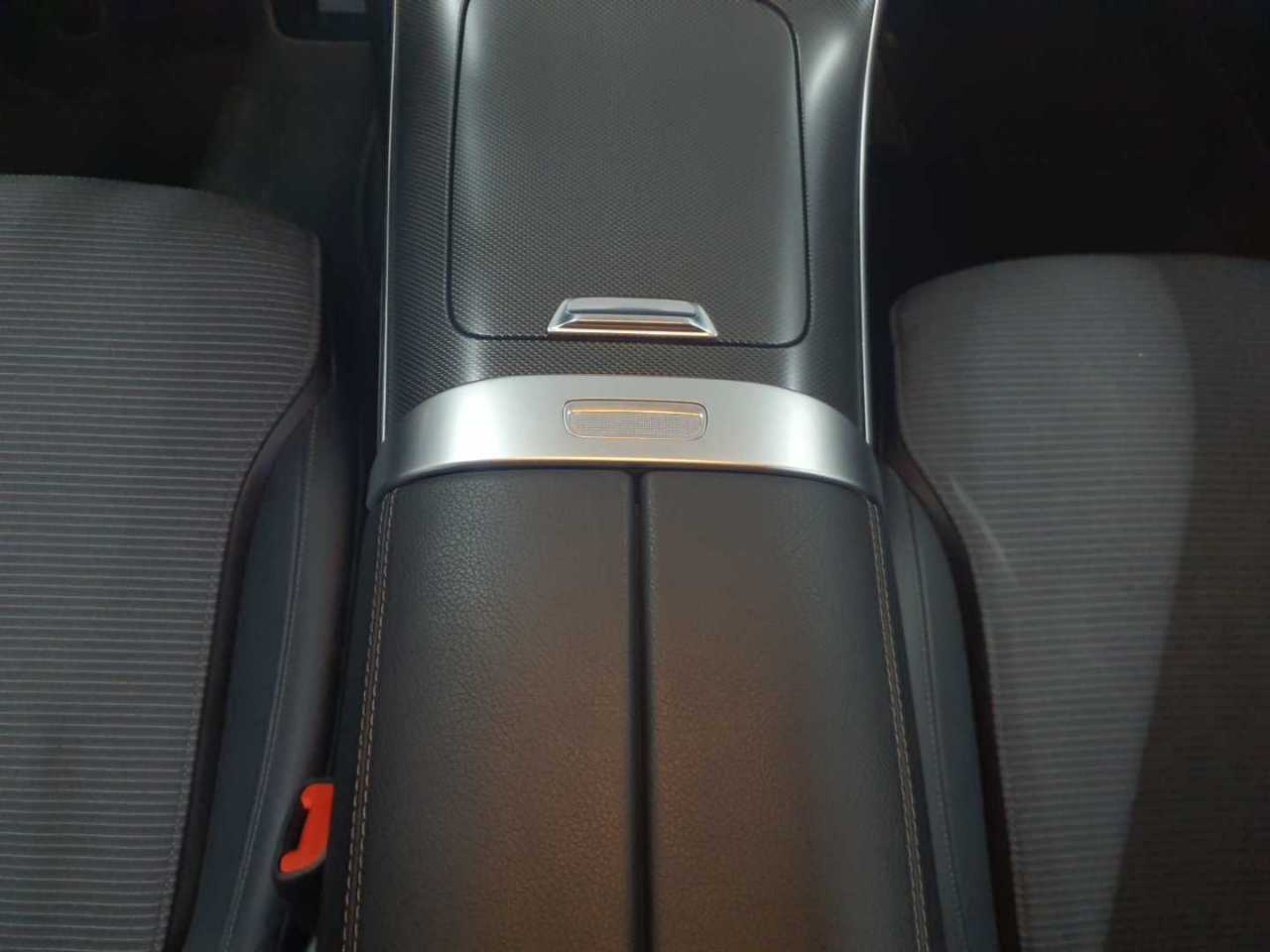 Mercedes-Benz C 220 d T 9G-TRONIC Avantgarde 7
