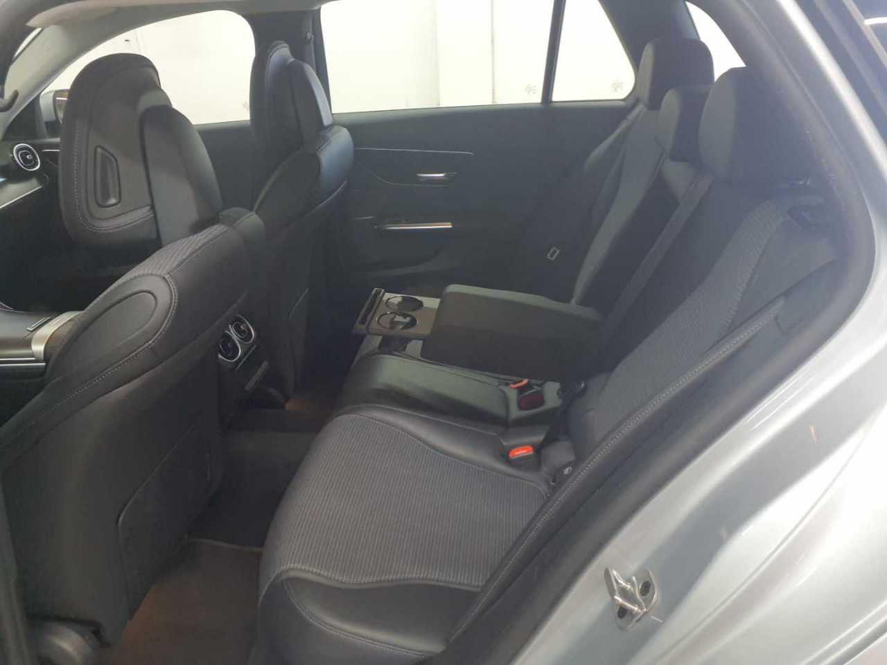 Mercedes-Benz C 220 d T 9G-TRONIC Avantgarde 8