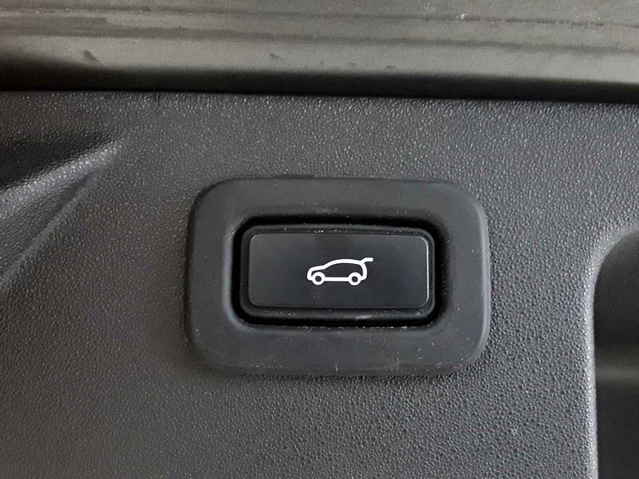 Land Rover Discovery Sport D200 HSE 19