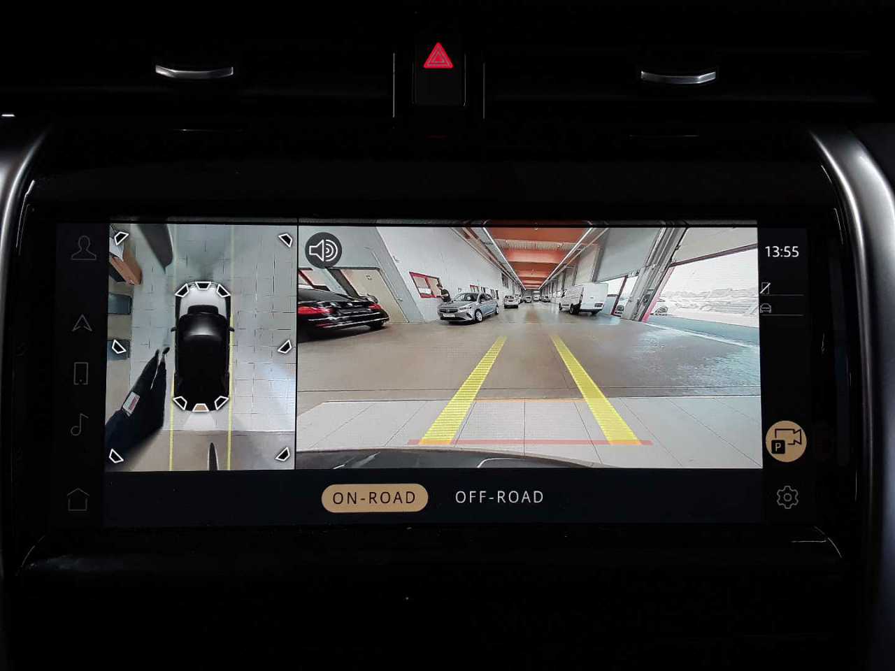 Land Rover Discovery Sport D200 HSE 14