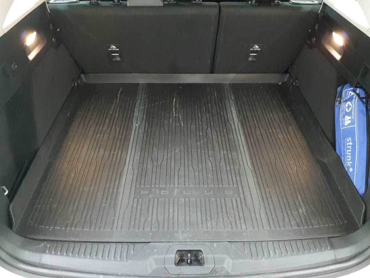 Ford Focus Turnier 1.5 EcoBlue Start-Stopp-System COOL&CONNECT 10