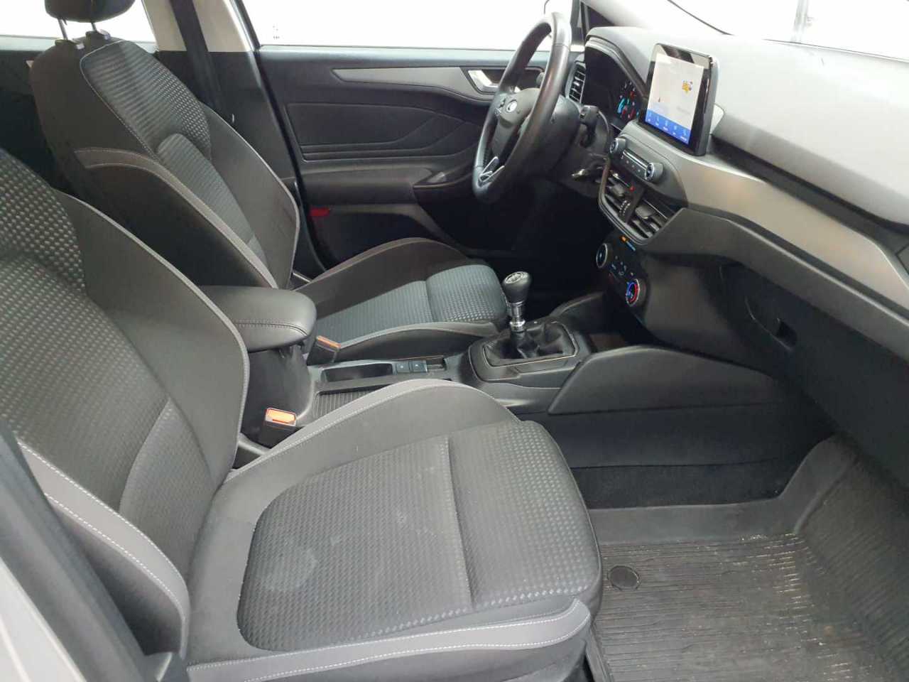 Ford Focus Turnier 1.5 EcoBlue Start-Stopp-System COOL&CONNECT 11
