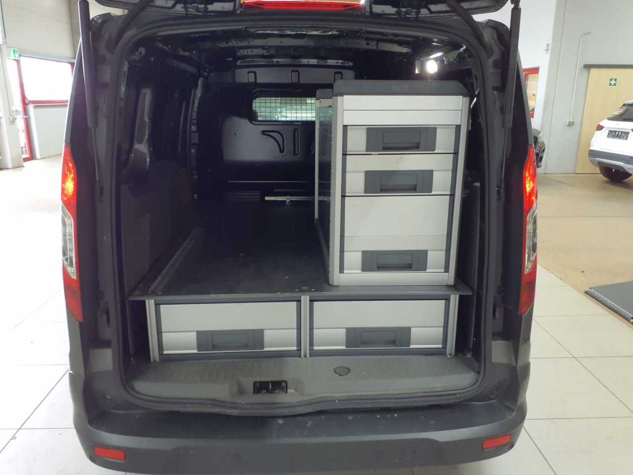 Ford Transit Connect 250 L2 Trend 10