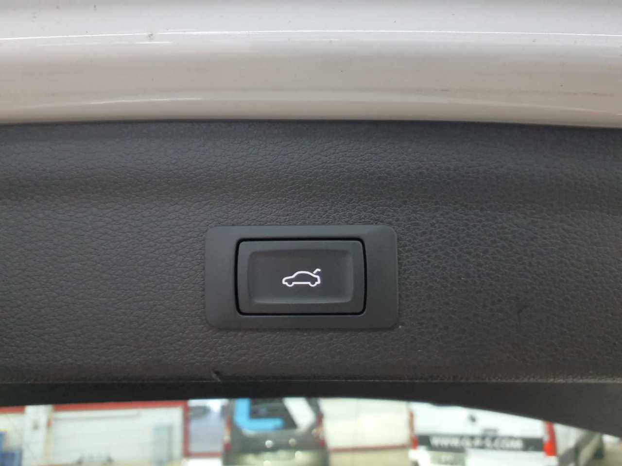 Audi Q3 45 TFSIe S tronic 11