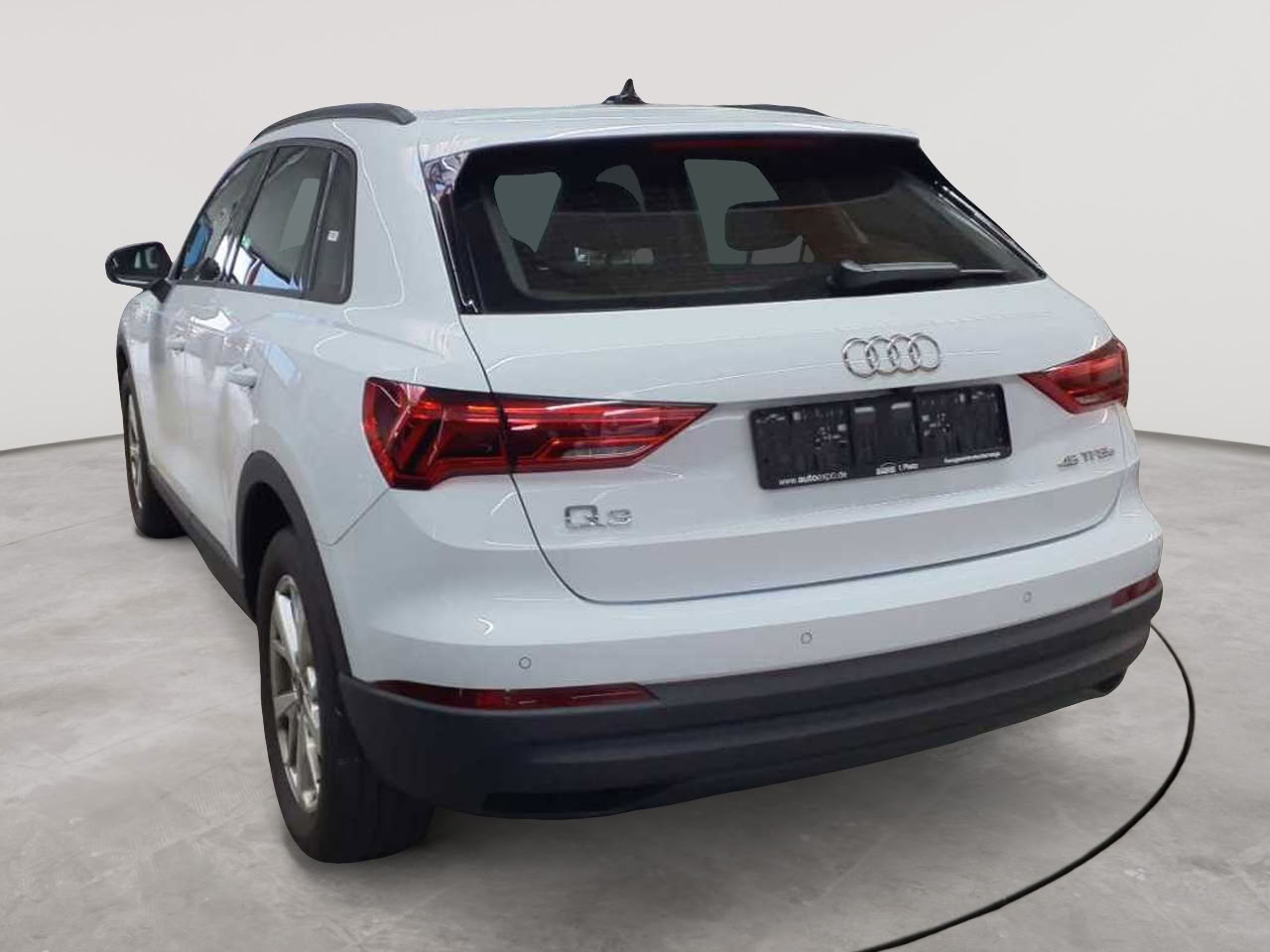 Audi Q3 45 TFSIe S tronic 2