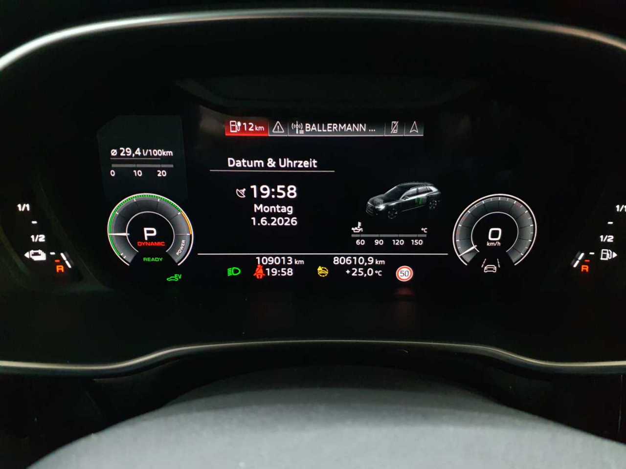 Audi Q3 45 TFSIe S tronic 18