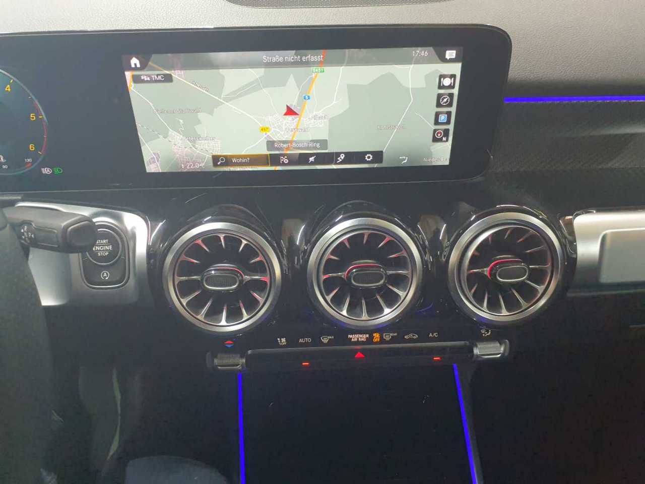 Mercedes-Benz GLB 220 d 8G-DCT AMG Line 14