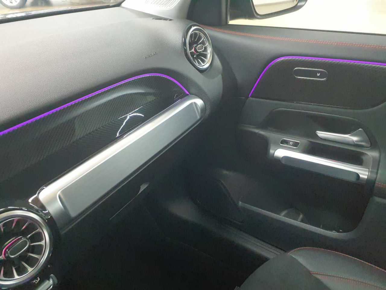 Mercedes-Benz GLB 220 d 8G-DCT AMG Line 15
