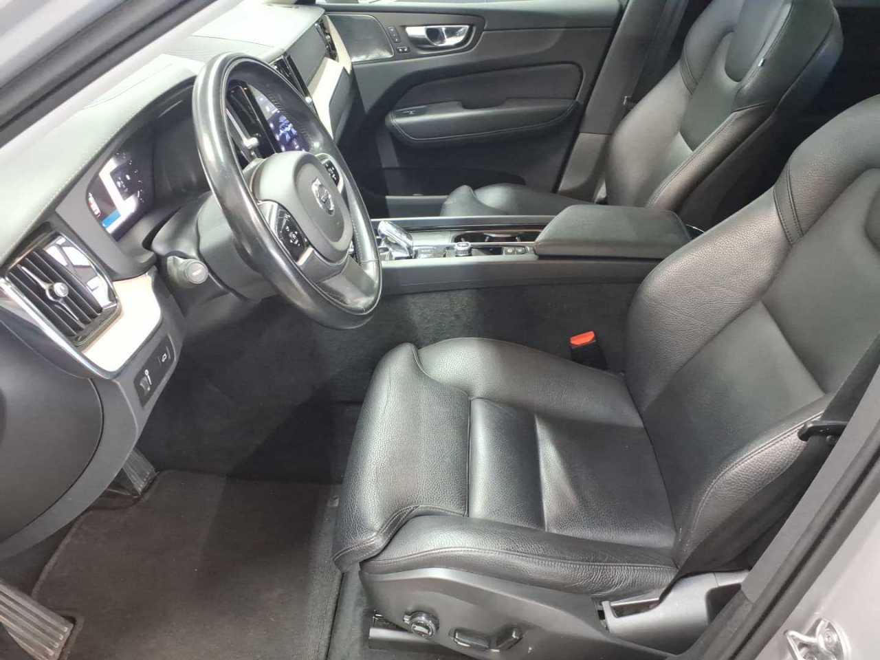 Volvo XC60 B4 D AWD Geartronic Inscription 3