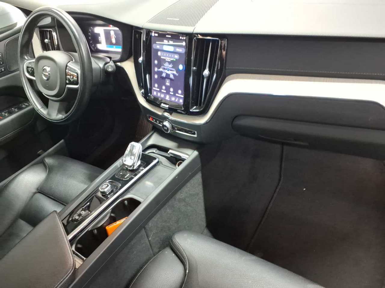 Volvo XC60 B4 D AWD Geartronic Inscription 12