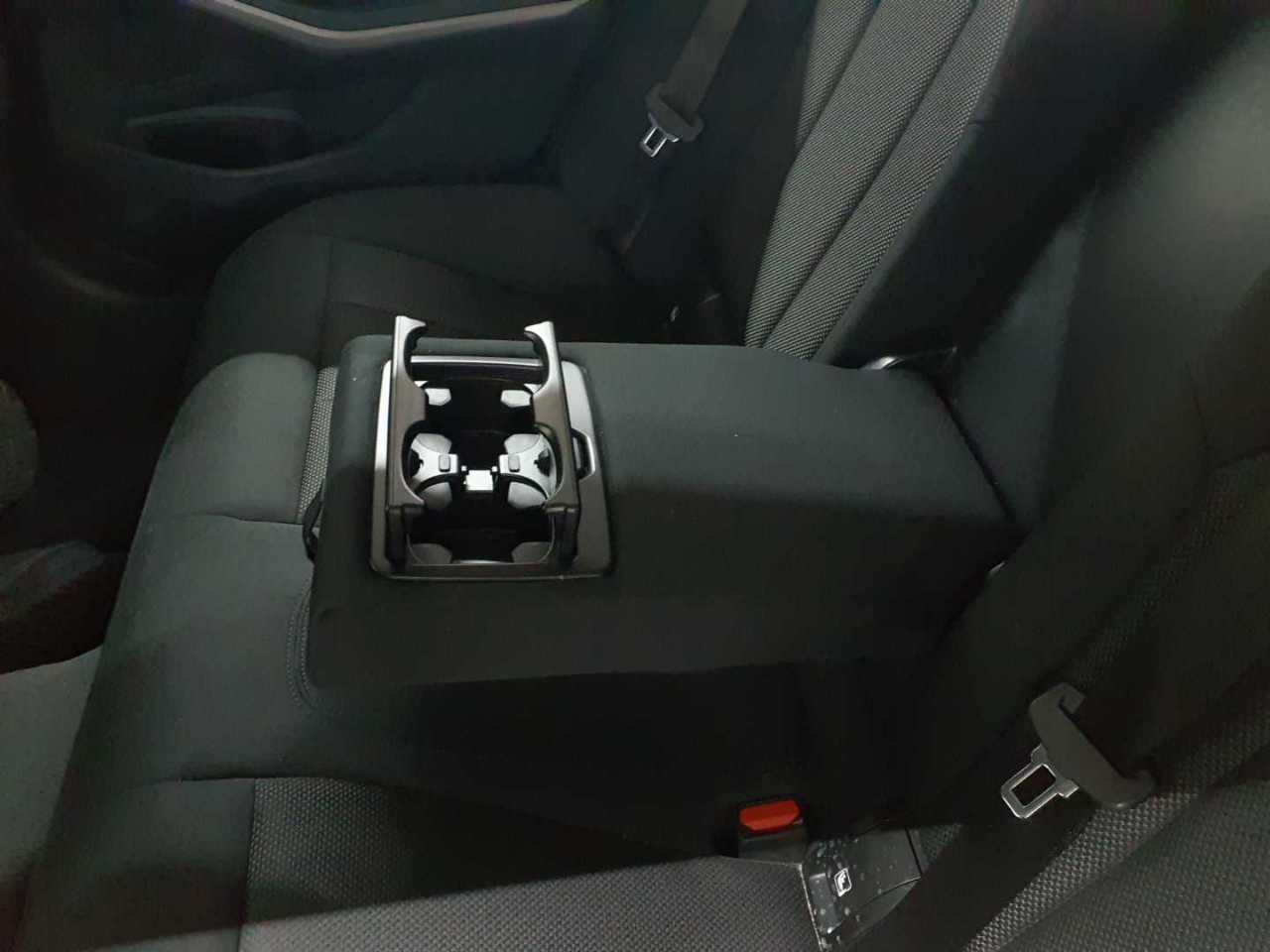 Bmw 320i Touring Aut. Advantage 6