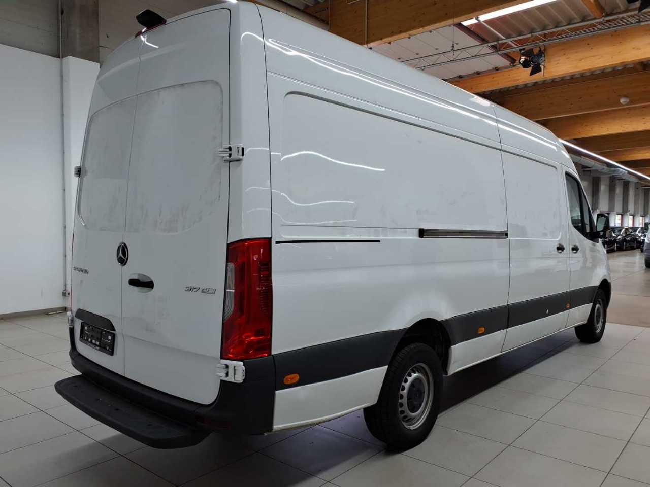 Mercedes-Benz 317 CDI Sprinter Lang HA 4