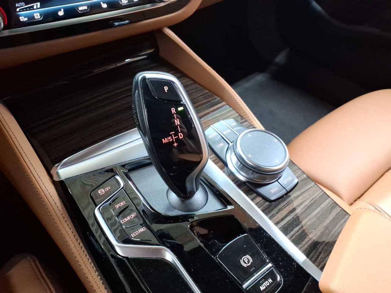 Bmw 520d xDrive Touring Aut. Luxury Line 15