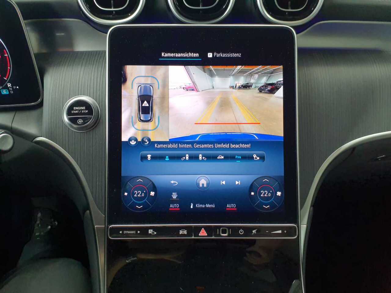 Mercedes-Benz GLC 300 d 4Matic 9G-TRONIC AMG Line Advanced 14