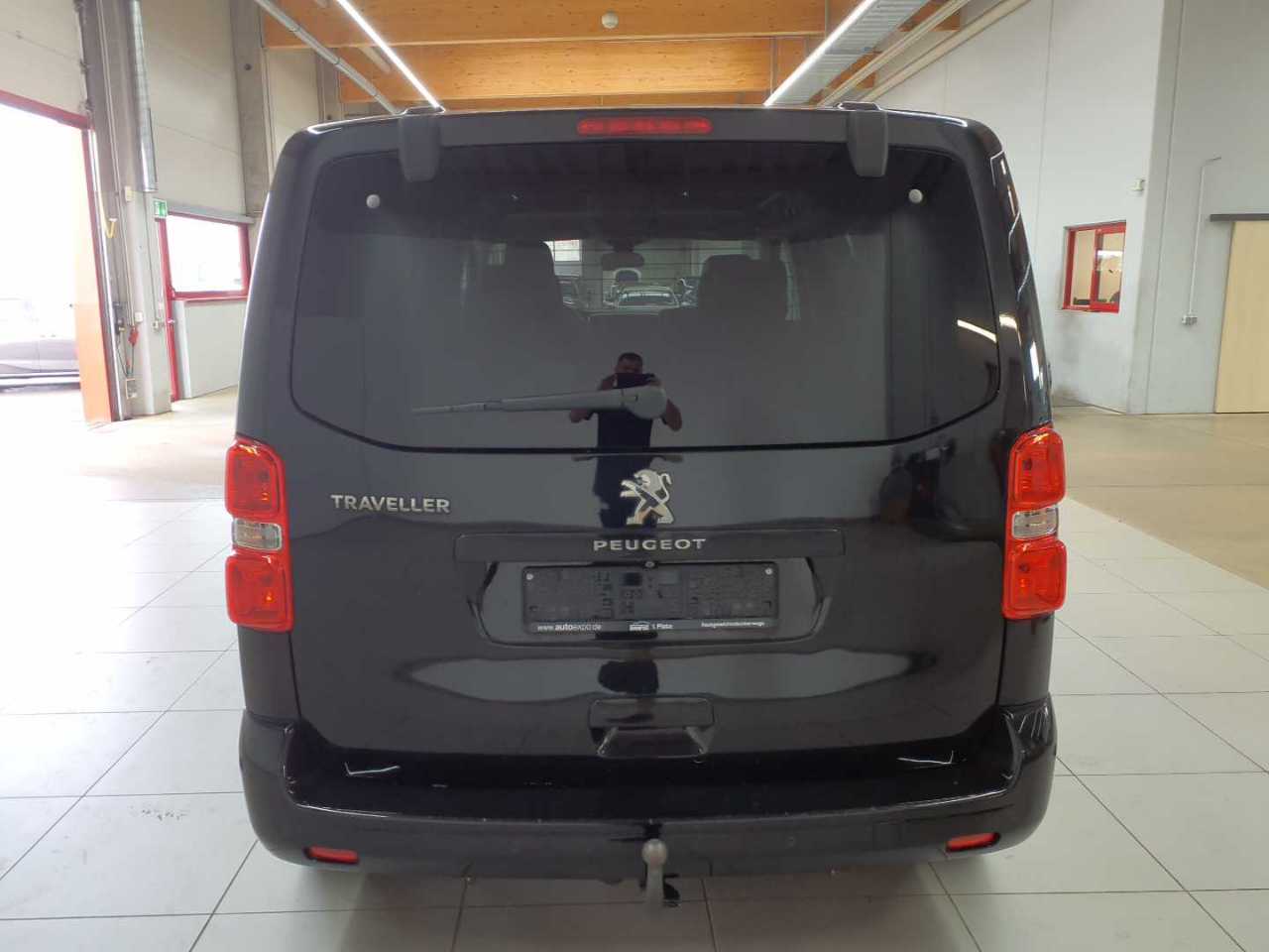 Peugeot Traveller L2 2.0 BlueHDi 180 EAT8 Business VIP 5