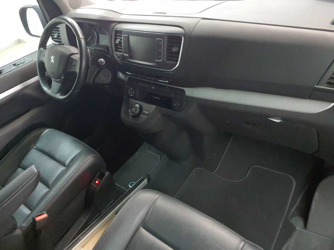 Peugeot Traveller L2 2.0 BlueHDi 180 EAT8 Business VIP 12