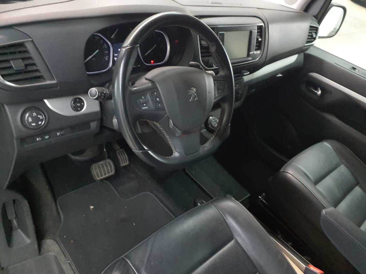 Peugeot Traveller L2 2.0 BlueHDi 180 EAT8 Business VIP 14