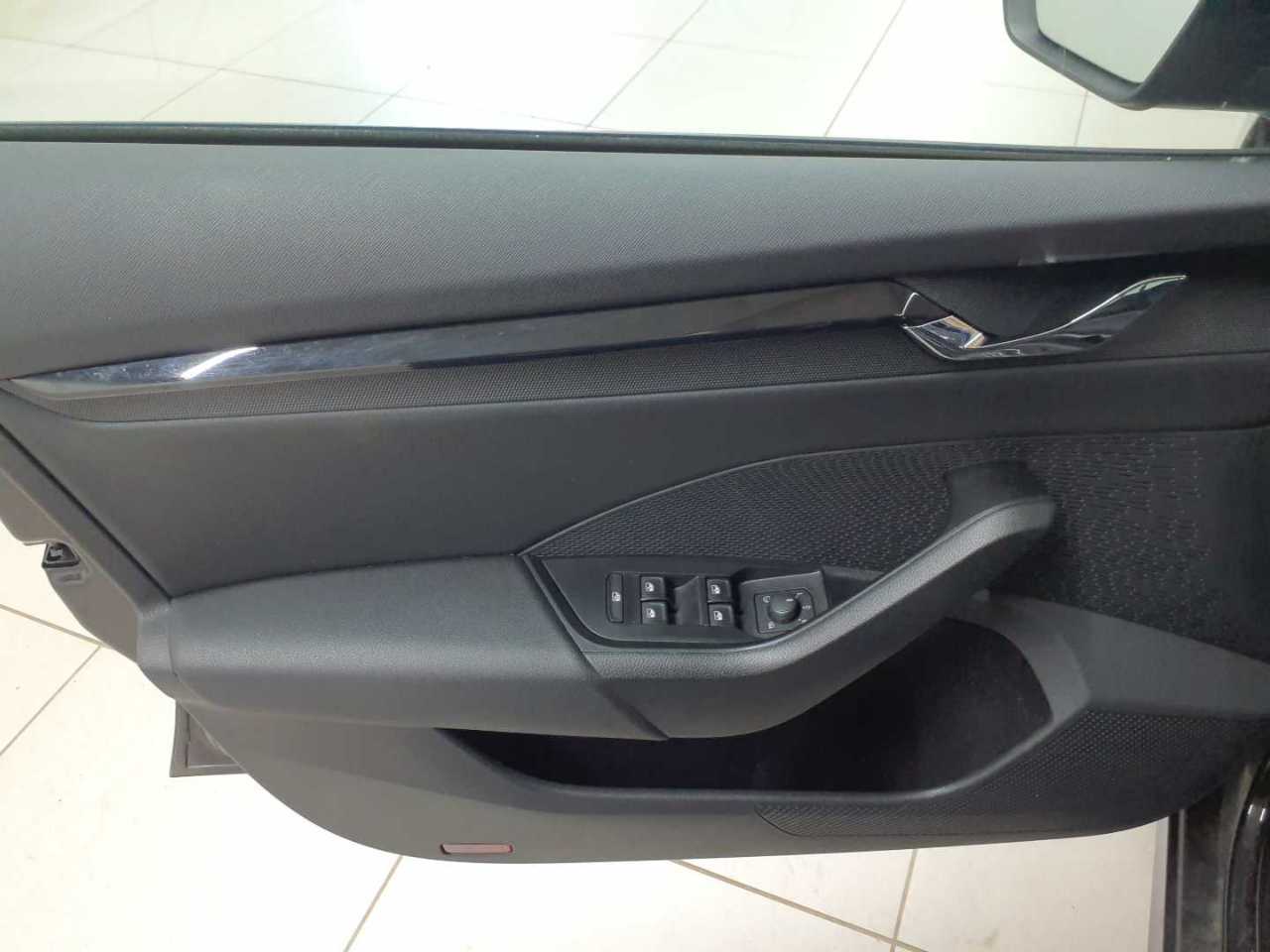 Skoda Octavia Combi 2.0 TDI DSG 4x4 Ambition 4