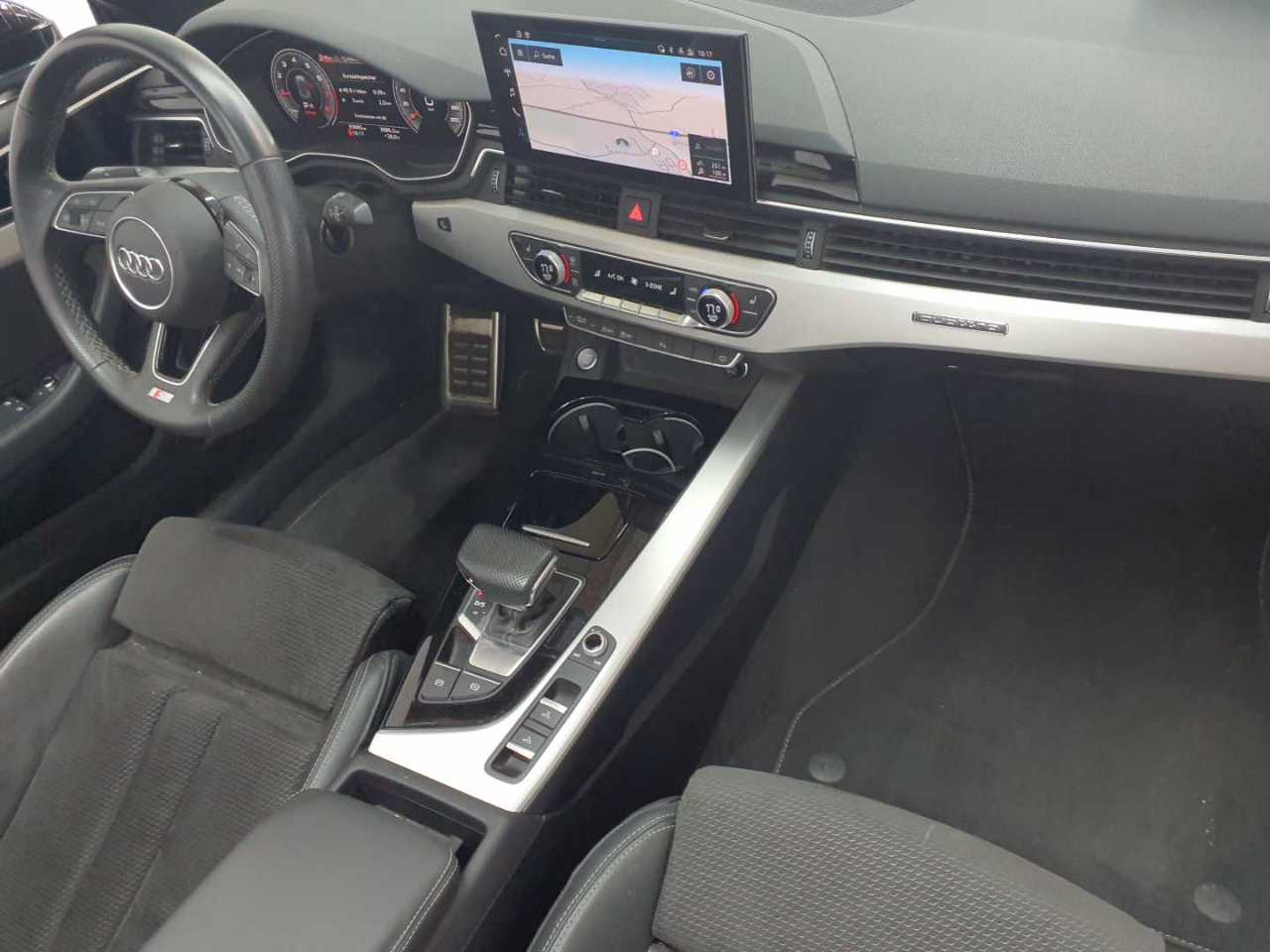 Audi A5 Cabrio 45 TFSI quattro S tronic S line 12