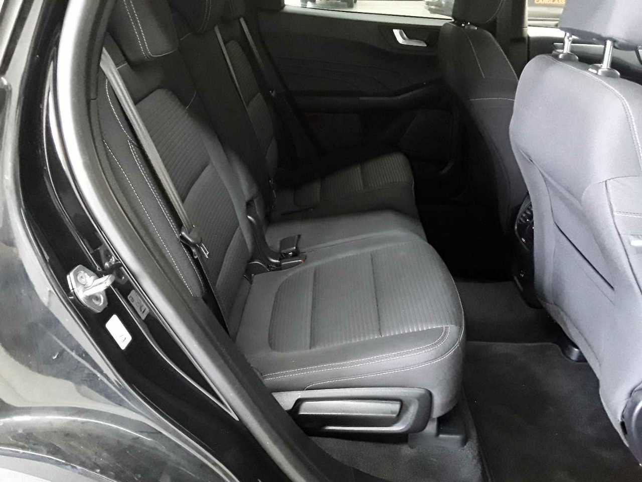 Ford Kuga 2.5 Duratec PHEV TITANIUM 10