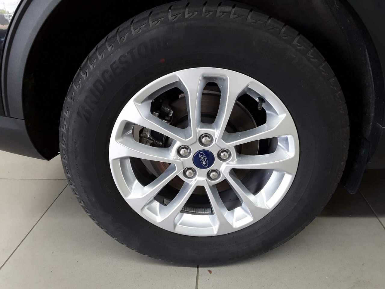 Ford Kuga 2.5 Duratec PHEV TITANIUM 16