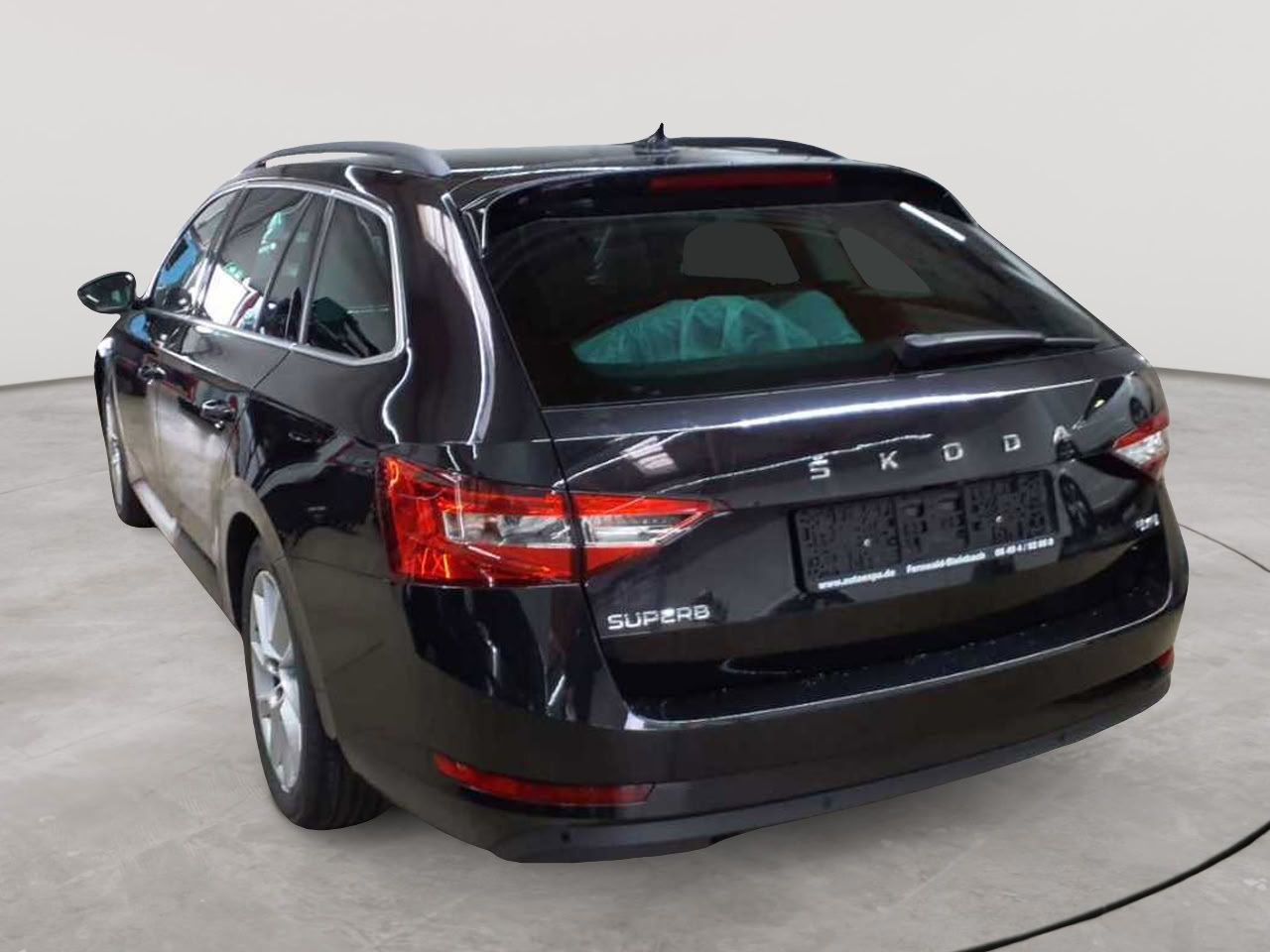 Skoda Superb Combi 2.0 TDI 4x4 DSG Ambition 2