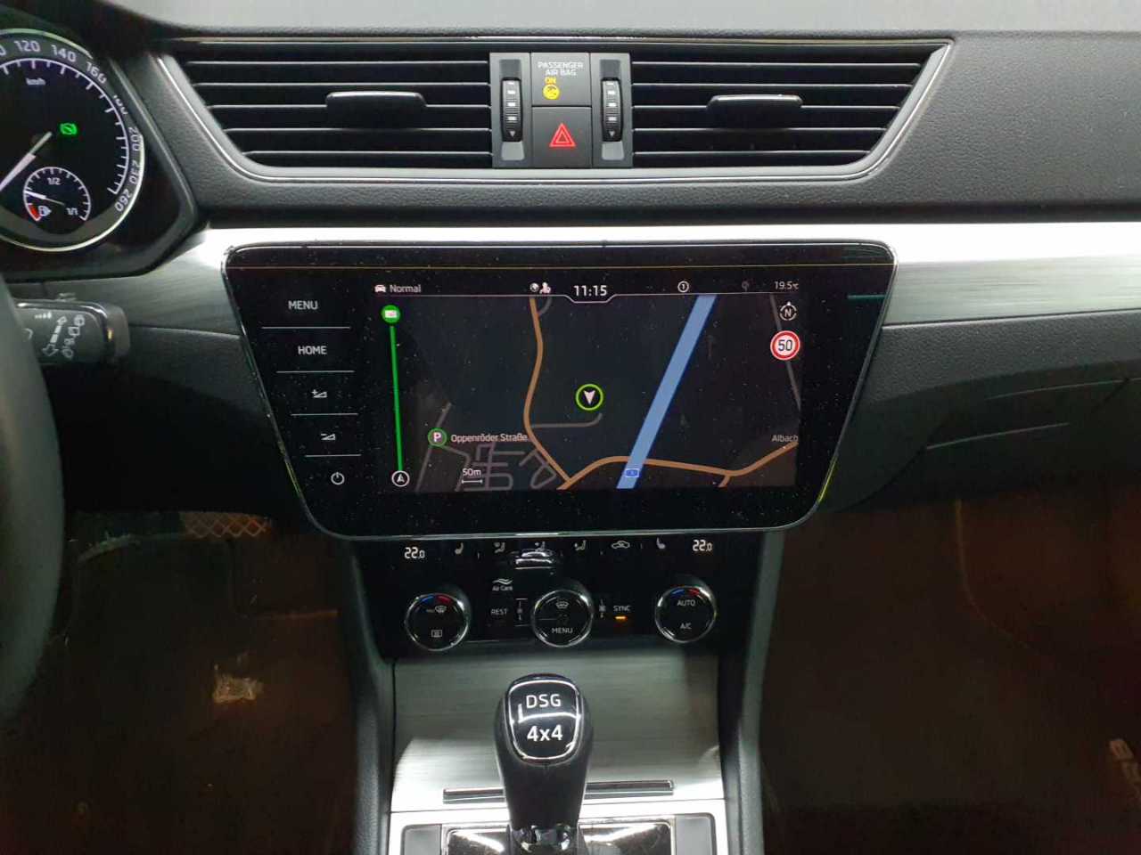 Skoda Superb Combi 2.0 TDI 4x4 DSG Ambition 6