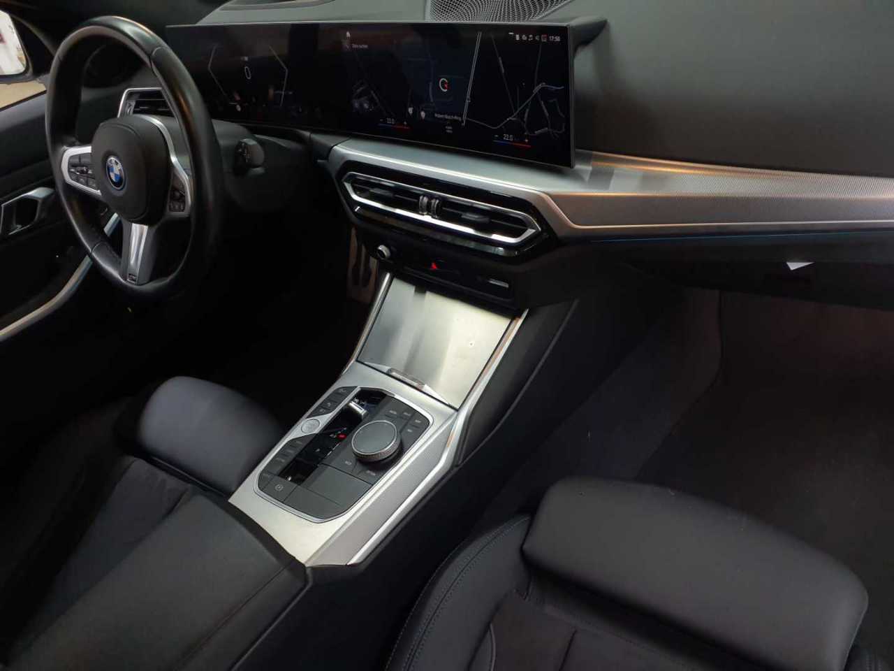 Bmw 330e Touring xDrive Aut. 13