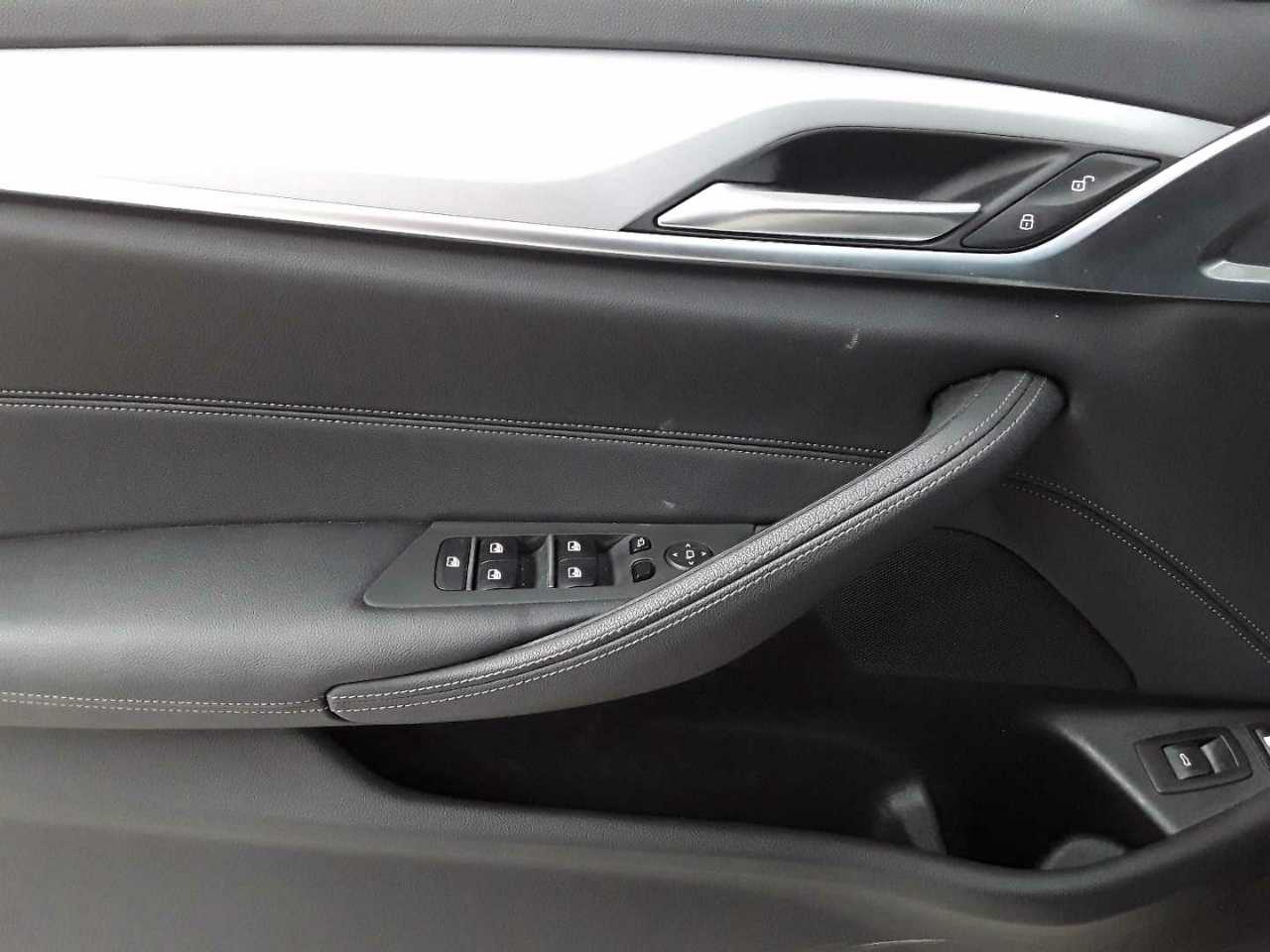 Bmw 530e Touring Aut. 4