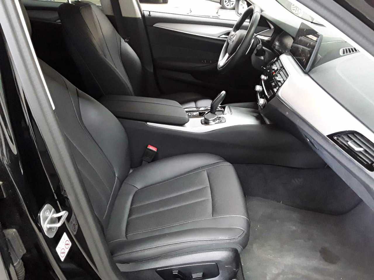 Bmw 530e Touring Aut. 11