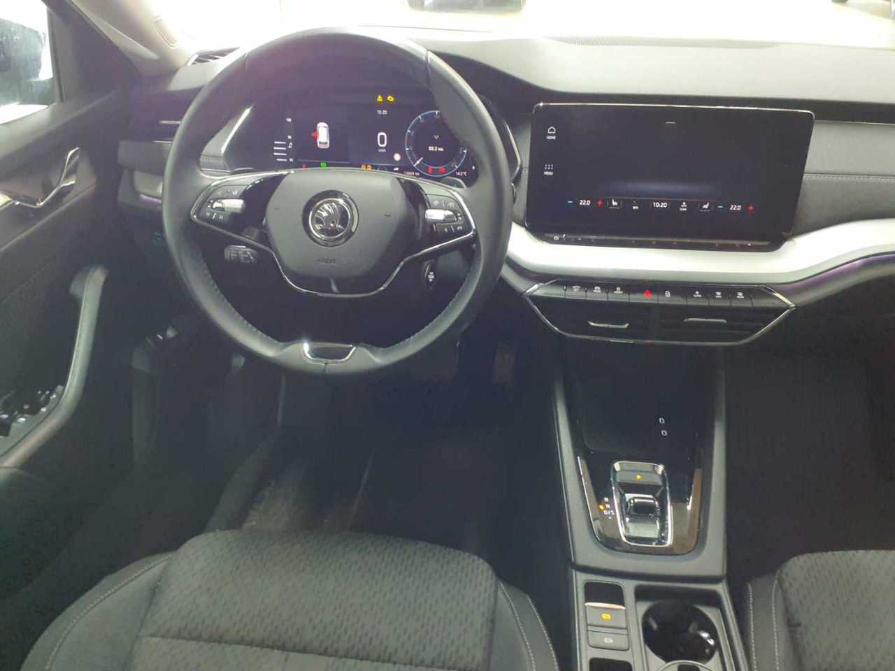 Skoda Octavia Combi 2.0 TDI DSG First Edition 5