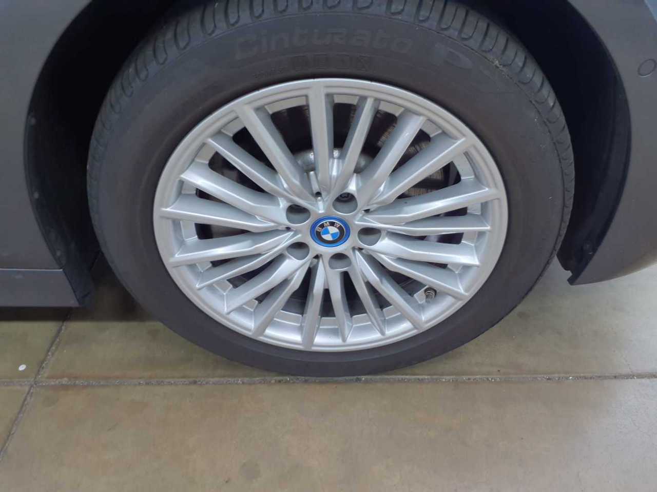 Bmw 330e Touring Aut. Sport Line 14
