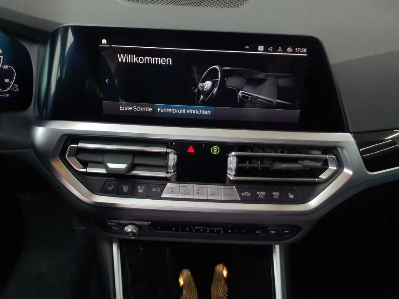 Bmw 330e Touring Aut. Sport Line 6