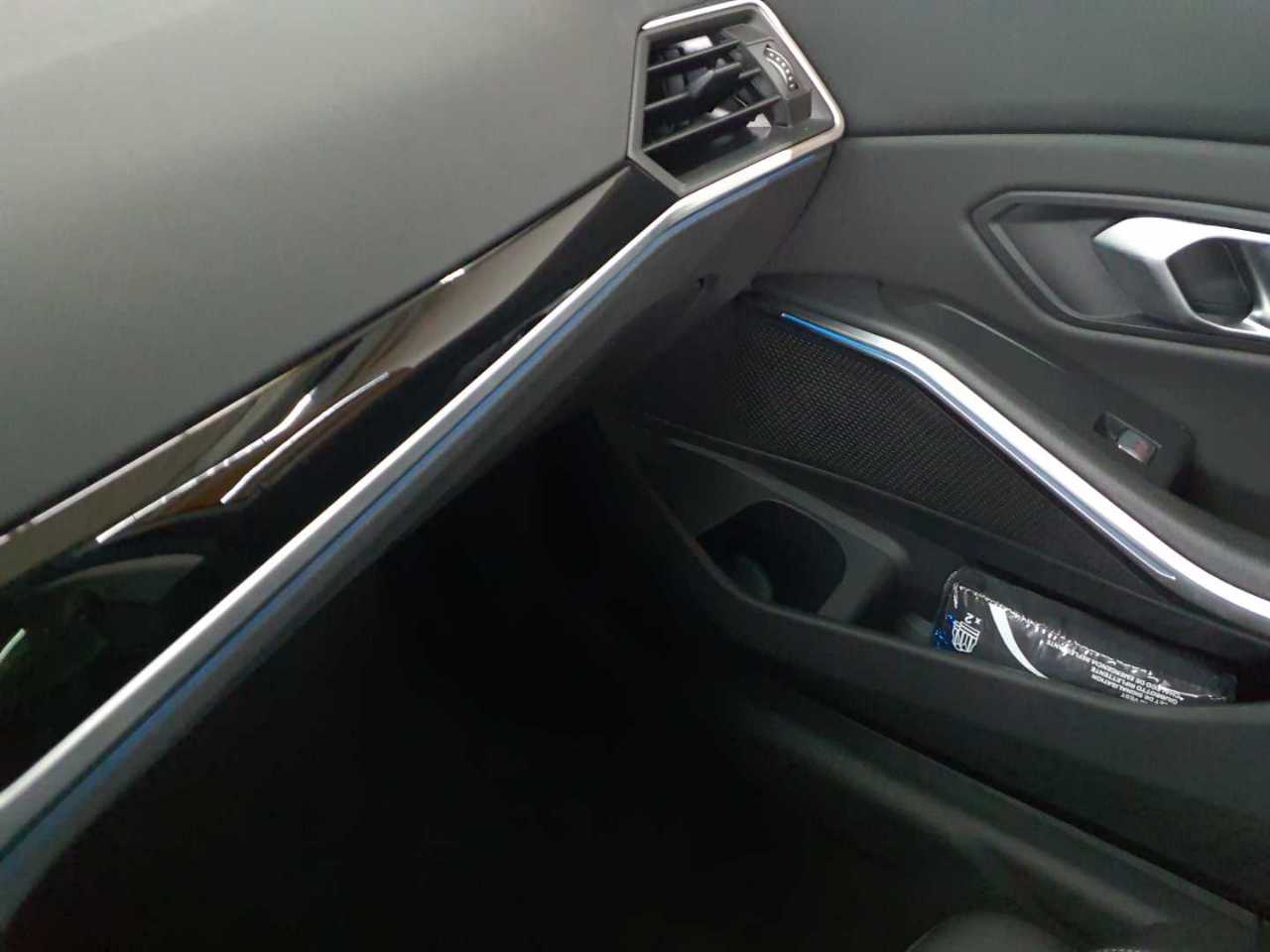 Bmw 330e Touring Aut. Sport Line 17