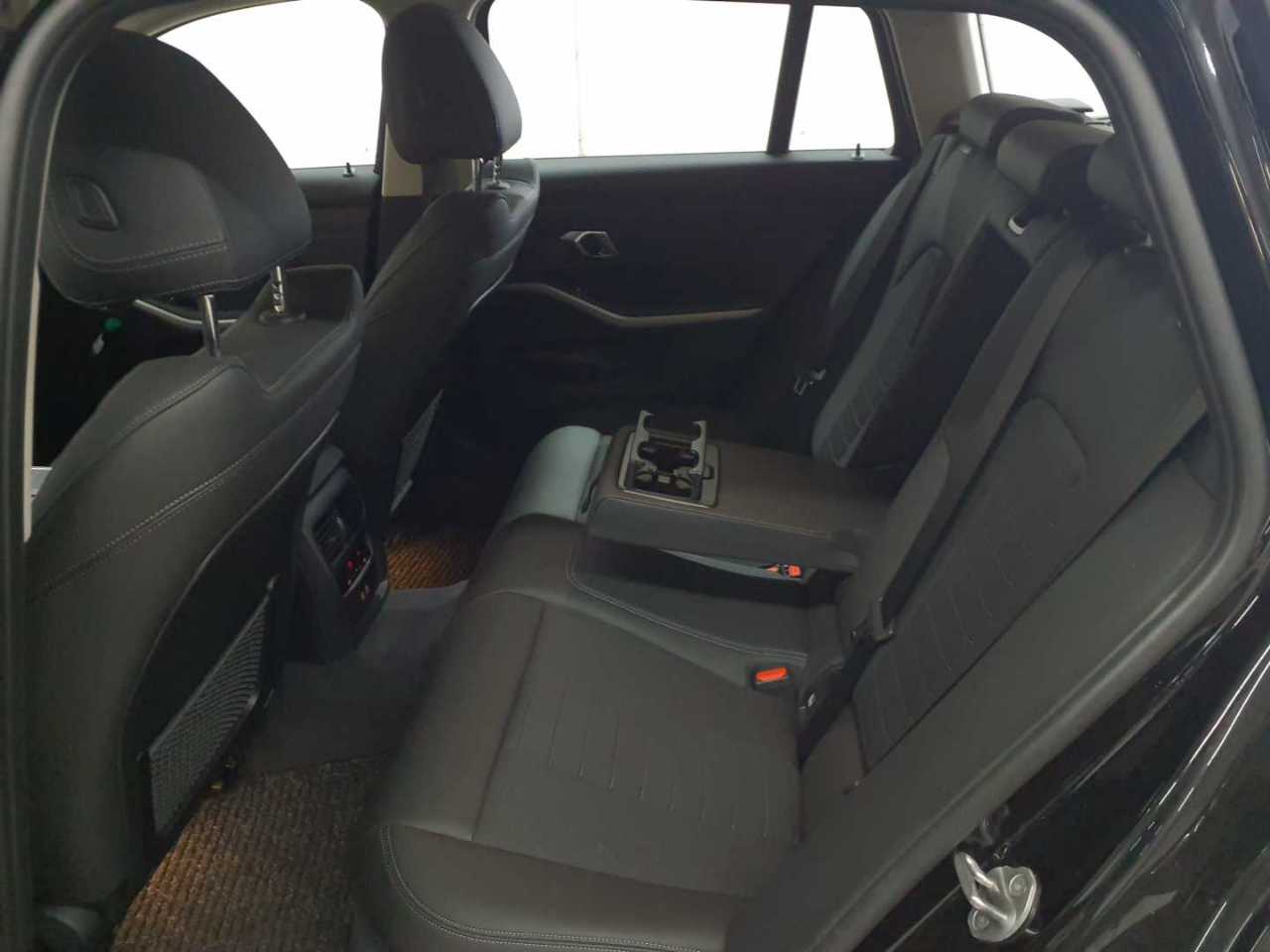 Bmw 330d Touring Aut. 8