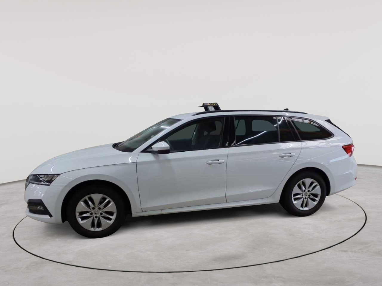 Skoda Octavia Combi 2.0 TDI DSG Ambition 6