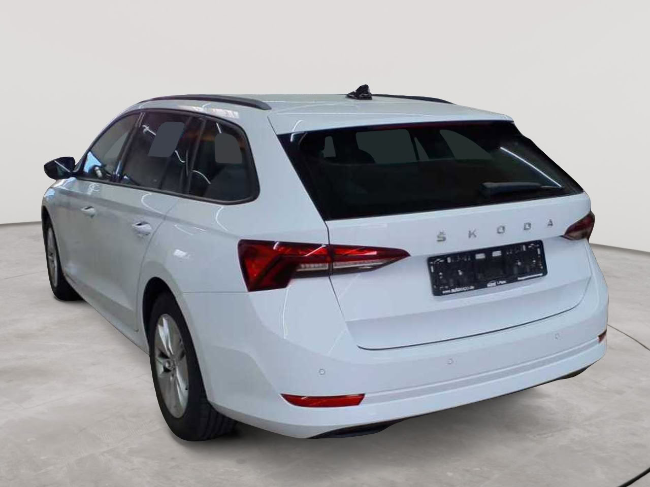 Skoda Octavia Combi 2.0 TDI DSG Ambition 5