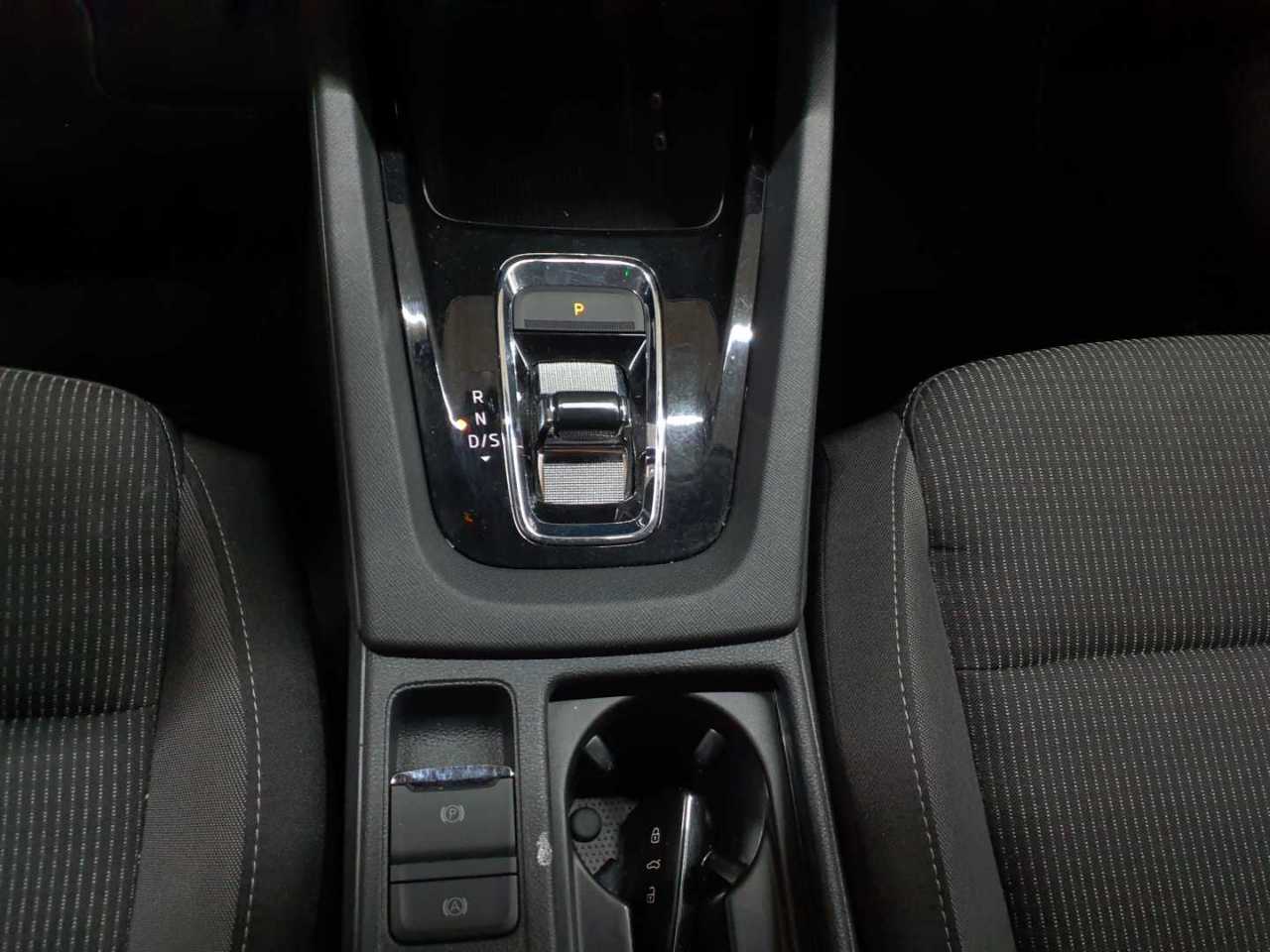 Skoda Octavia Combi 2.0 TDI DSG Ambition 10