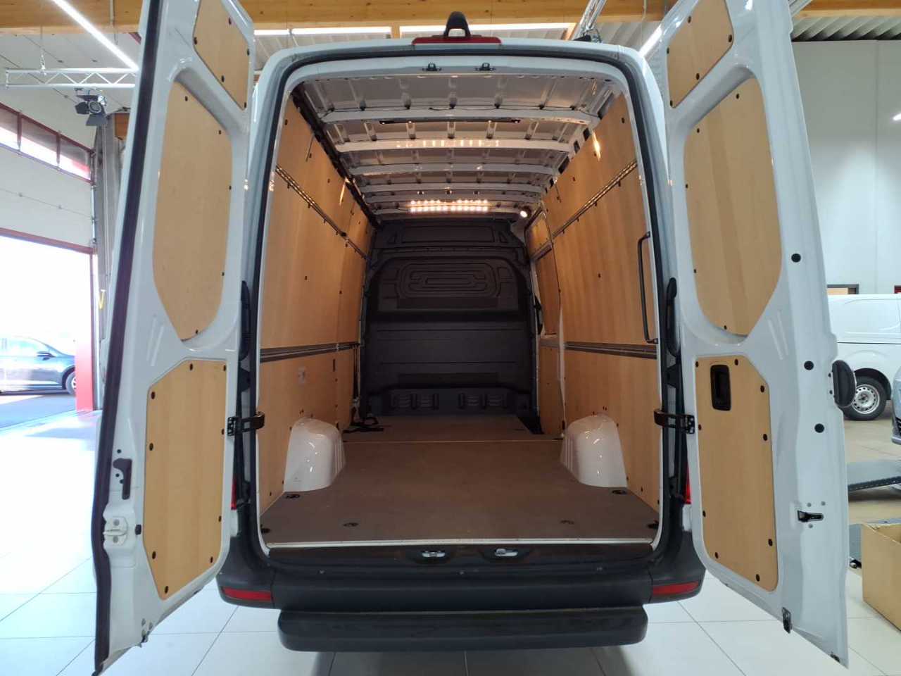 Mercedes-Benz 317 CDI Sprinter Lang HA 10