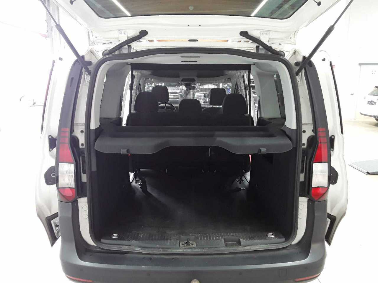 Vw Caddy 2.0 TDI BMT (7-Si.) DSG Caddy Maxi 10