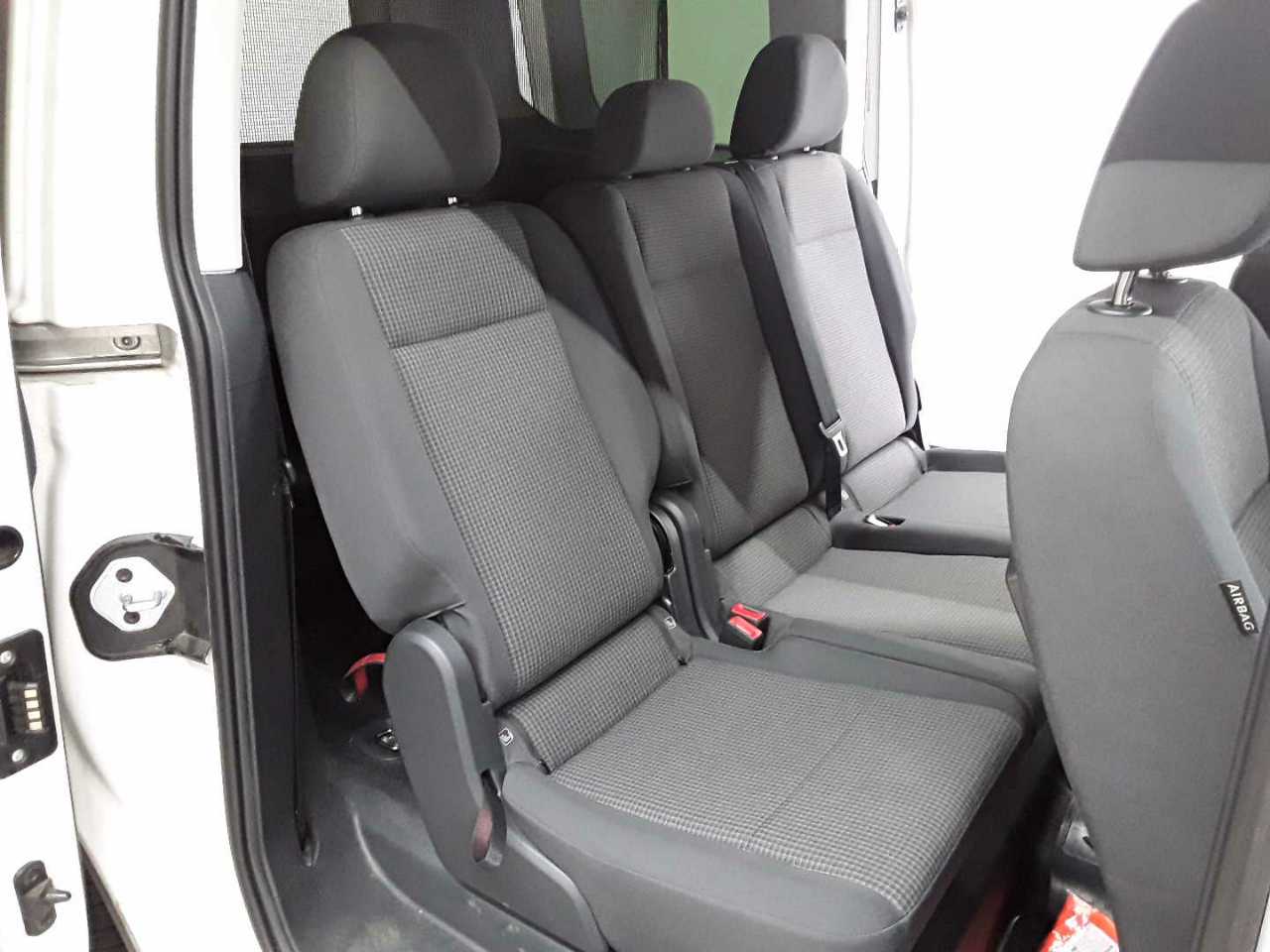 Vw Caddy 2.0 TDI BMT (7-Si.) DSG Caddy Maxi 9