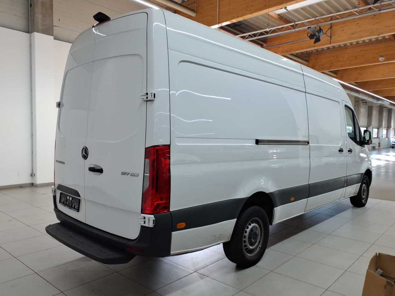 Mercedes-Benz 317 CDI Sprinter Lang HA 4