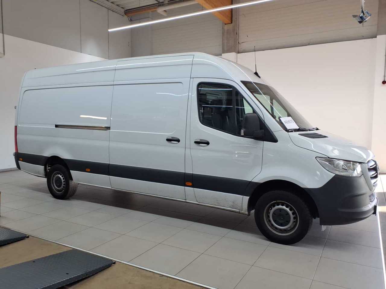 Mercedes-Benz 317 CDI Sprinter Lang HA 3