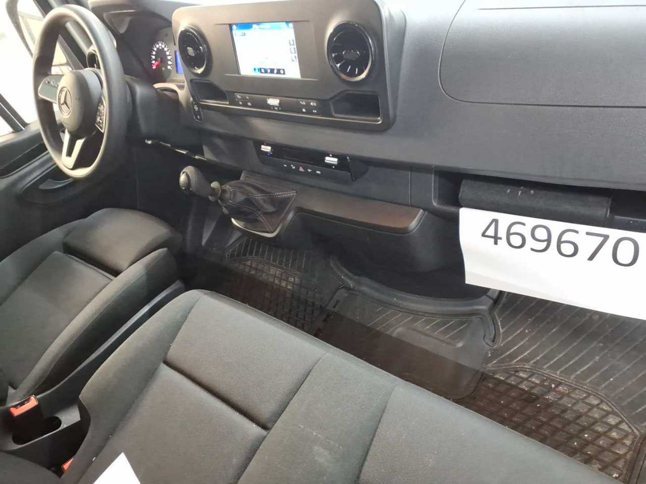 Mercedes-Benz 317 CDI Sprinter Lang HA 12