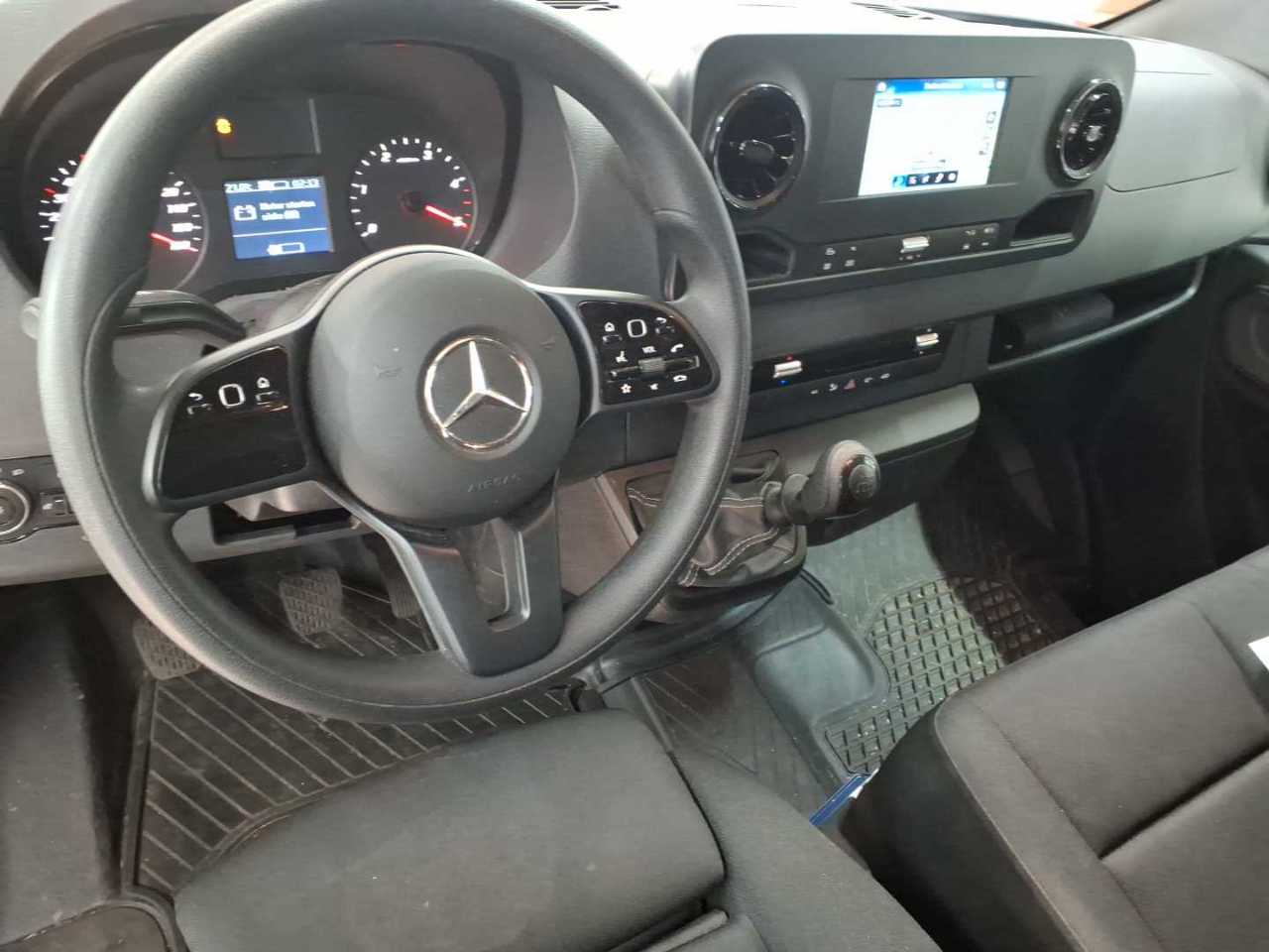 Mercedes-Benz 317 CDI Sprinter Lang HA 11